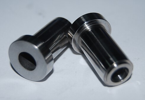 Bagian Cetakan Injeksi Plastik ASTM Pin Dukungan ISO 9001 Panduan Melangkah Posting Groove Guide Pin