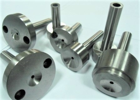 S45C SDK61 SKD11 Material Sprue Bushing Untuk Cetakan Injeksi Plastik