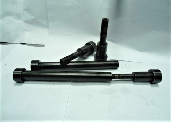 HRC 38-44 Bagian Cetakan Presisi Hex Head Shoulder Bolt Perawatan Cerah ISO 7379