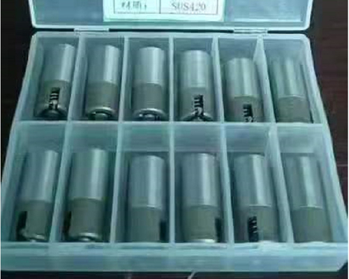6mm ANSI Plastik Bagian Cetakan Presisi 40CR Air Poppet Valve Air Ejector Pin