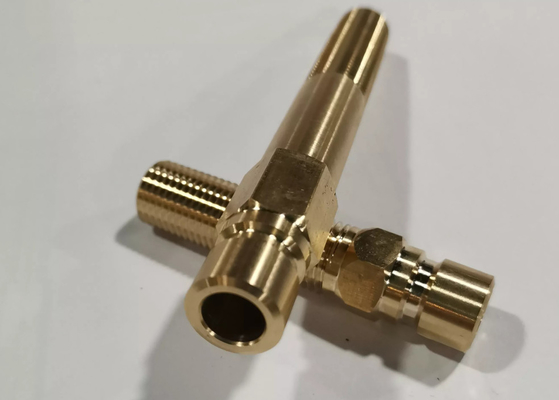 Bagian Cetakan Presisi Kuningan Sambungan Fitting Pipa Puting